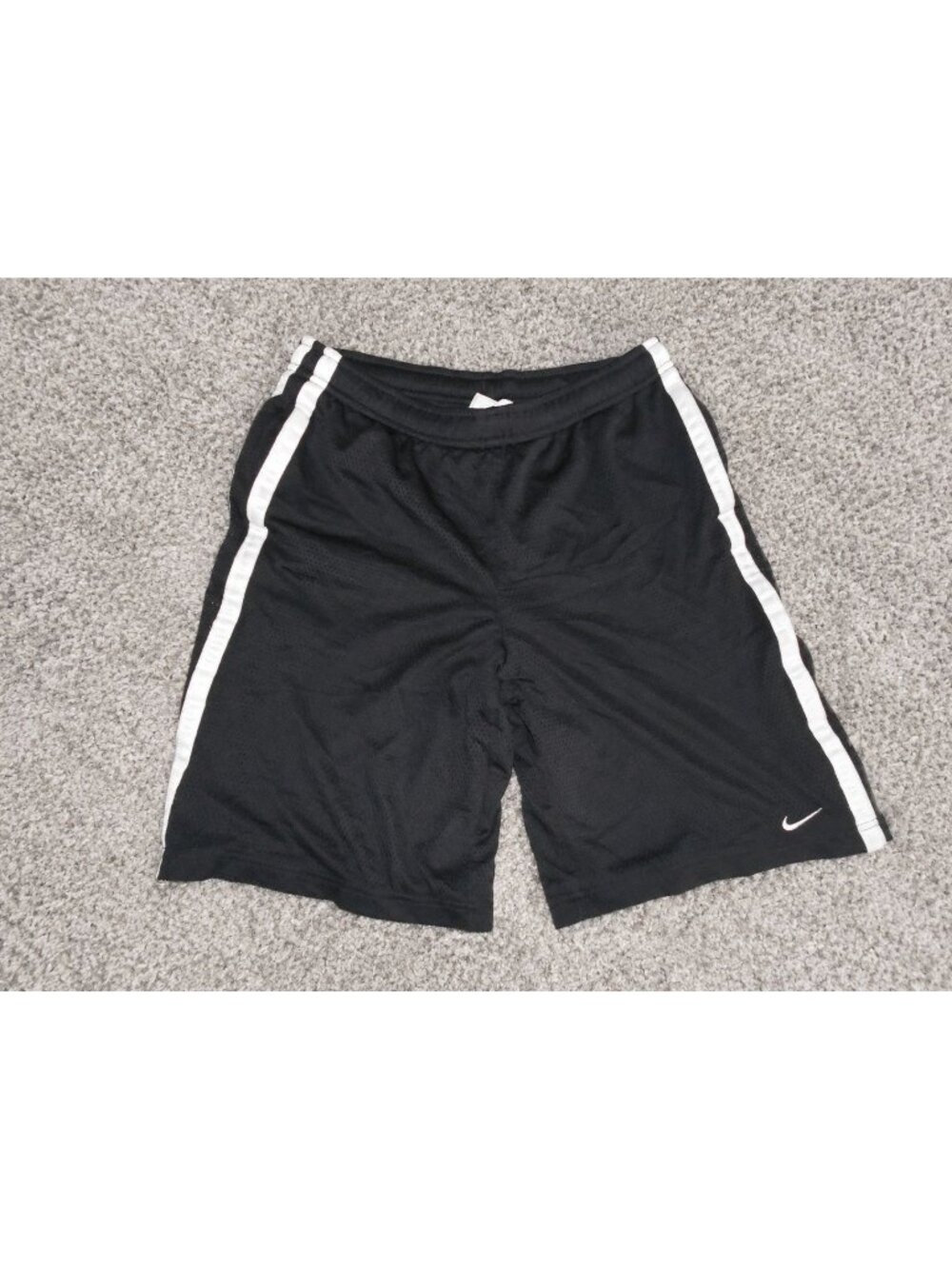 Nike Black Athletic Mesh Shorts – White Side Stripe – M
